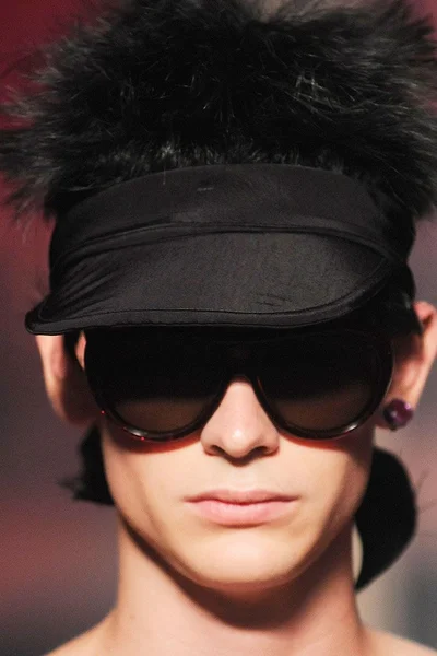 Look 30
